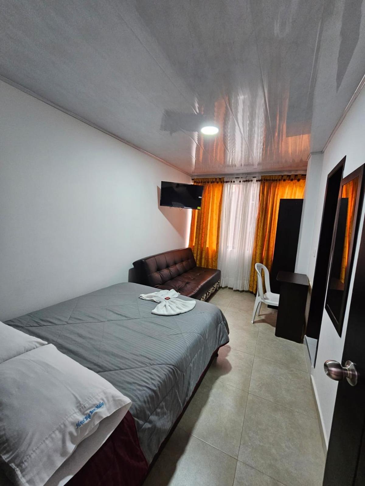 Hotel Big Ben Malaga Santander 外观 照片